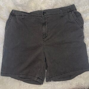 Old Navy Women’s Charcoal Flat Front Shorts